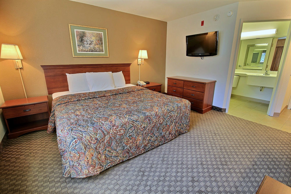 Crestwood Suites Of Newport News Buitenkant foto